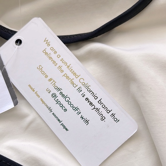 L Space Swimsuit One piece Womens Ebony White Beachwear Cream Classic Swimsuit 6 - Picture 11 of 12